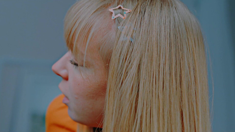 Jolie Lyon: Kamarádka nevlastní chýchchch služky