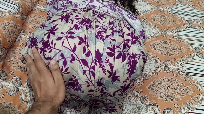 QueenbeautyQB: Desi indische ehefrau will die erlaubnis, dieses kleid zu tragen