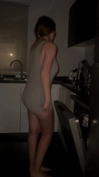 I Accidentally Saw My Stepmom Without Panties at Night in the Kitchen