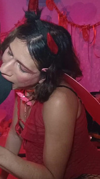 Diablita Con Muchas Maldades