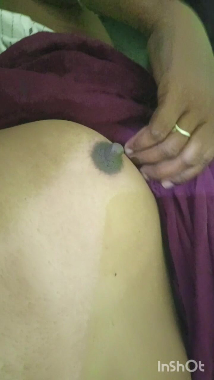 Hotmahi: Hotmahi romantická scéna