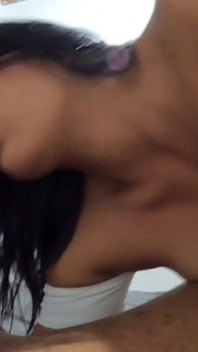 Tatiana, a bonita boquete latina prostituta é uma esposa traidora chupando pau preto grande até seu pescoço doer - Jhodez1