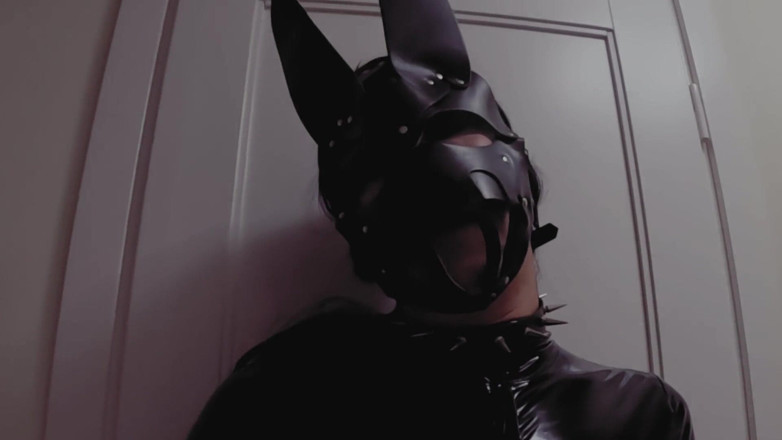 Tranny Bunny: Solo Latex Bunny Big Dick BDSM Fetisch-Idiot