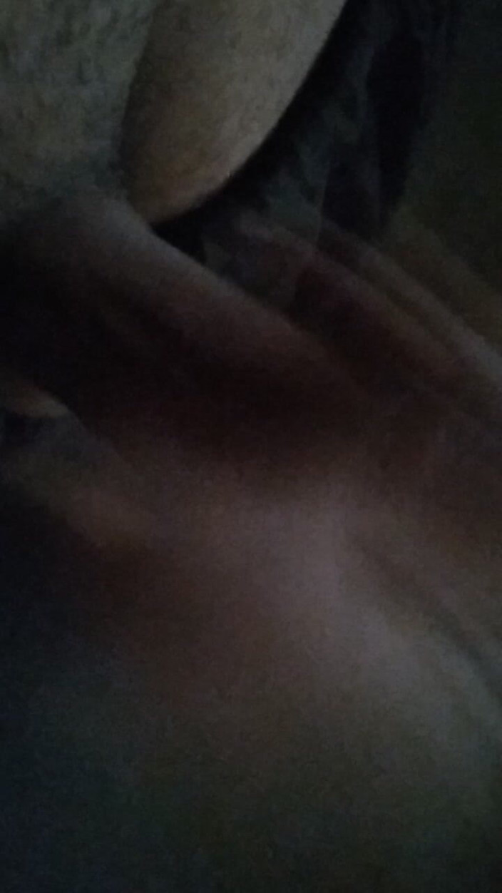 Alina studio: Sólo masturbace