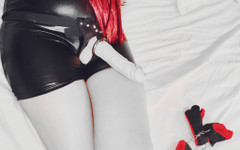 Hub One: Arab, děvka, paroháč, strapon, urážka, ponížení, dominance, manželka, otrok