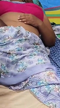 Matrigna di sesso indiano con il figliastro parte 1