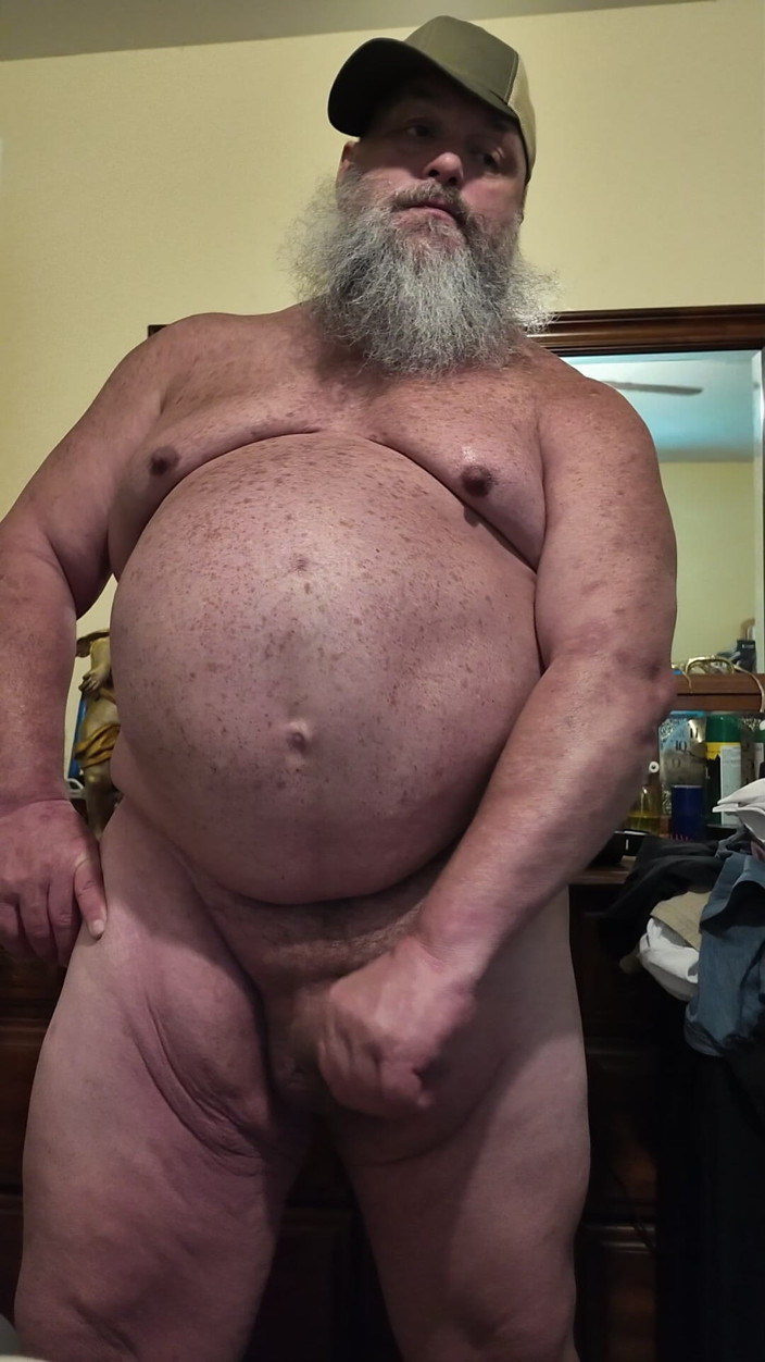 GeneWadexxx: Big Stepdaddy Bear Is Horny
