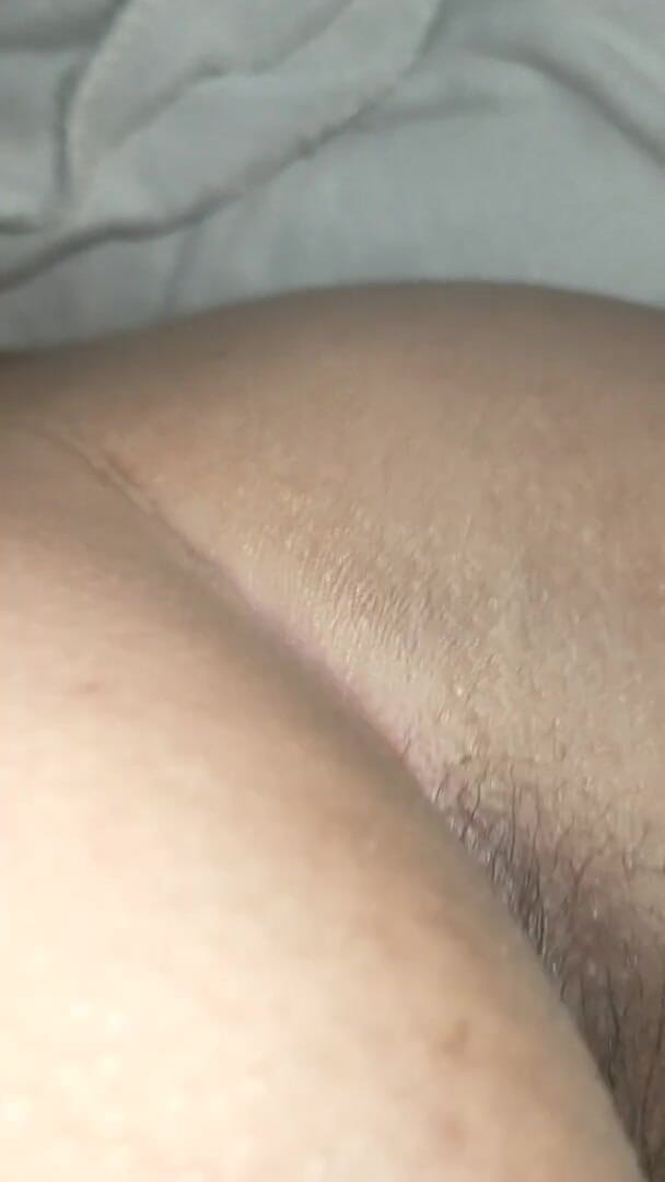Malibogxxx05: 그녀의 보지에 삽입하는 것이 정말 좋다