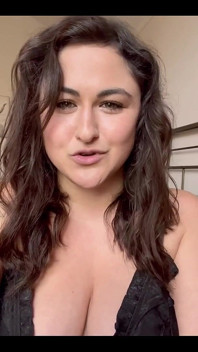 Josie Jaxxon Taking Requests