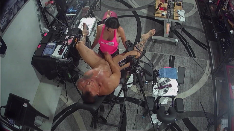 There is no safeword: Истории со страпоном - ежедневный трах страпоном день 77 он должен кончить в мой рот от большой хуй дырки, размер