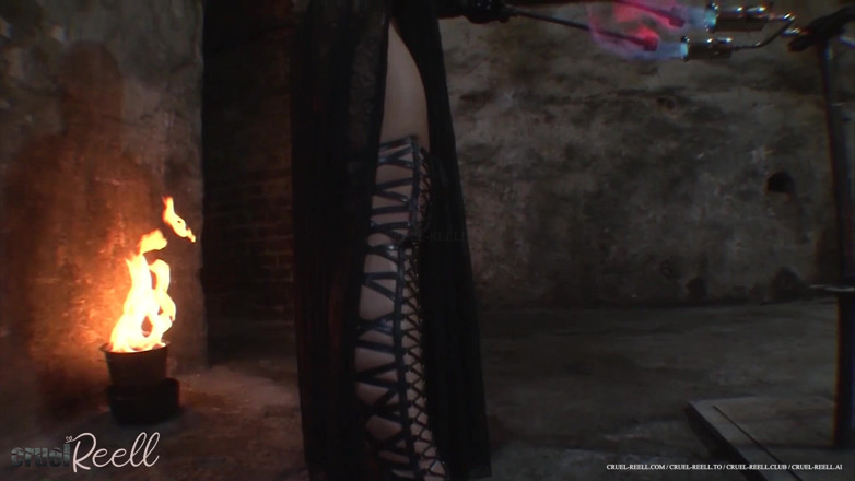 REELL - The cute Girl next door _ FemDom Reality: Соло!