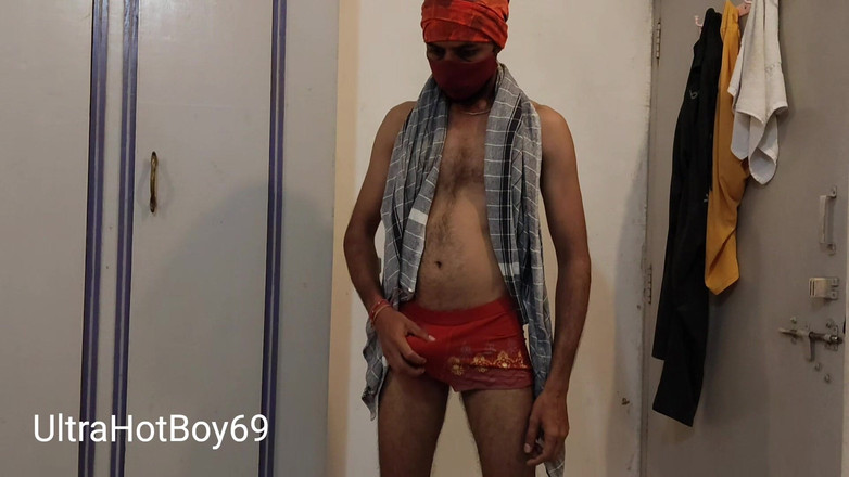 UltraHotBoy69: Se simte bine