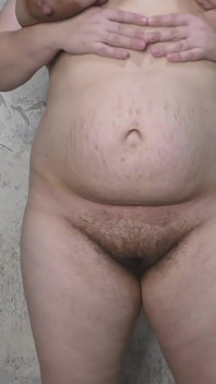 Bini MILF Milky Mari mahu ditangkap semasa melancap dan dapat creampie besar!