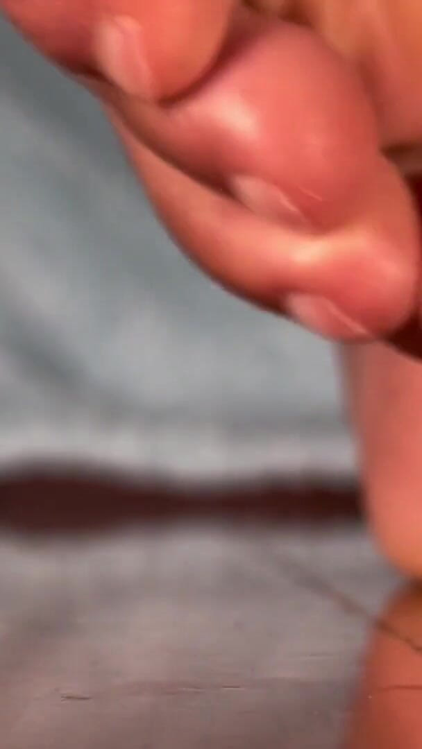 Giantess Sole Worship (Pink Foxx) Giantess Sole Worship (Pink Foxx)