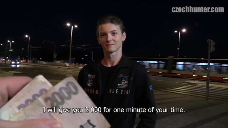 Czech Hunter: Czech Hunter - Dicktraining Malam Sejuk - Pelajar Anti Merokok Menjual pantat...