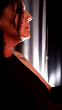 Quente milf fumando