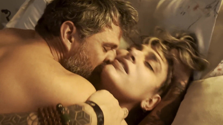 aquelemariooficial: Dread Hot - primeiro anal solo