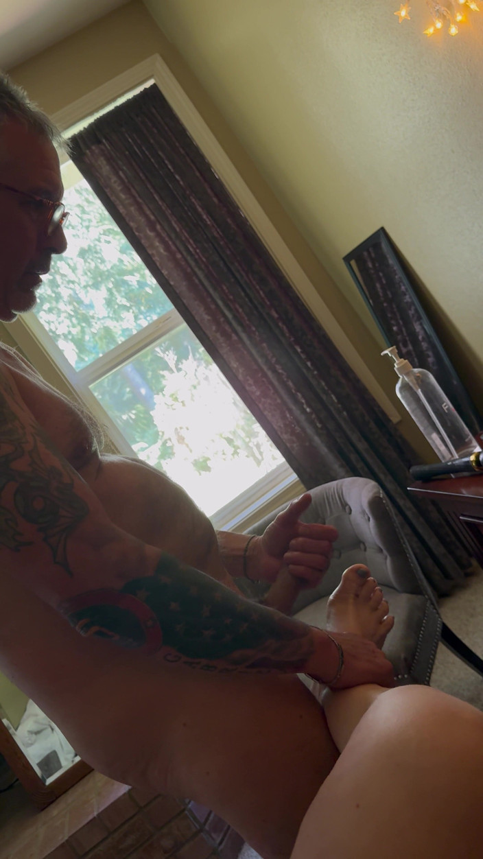 Bonewizzard69: Orgasmo maturo regina sborra dura