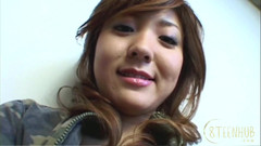 8TeenHub: 8teenhub - 18-jährige asiatische mieze mit einem knackarsch nimmt eine ladung auf...