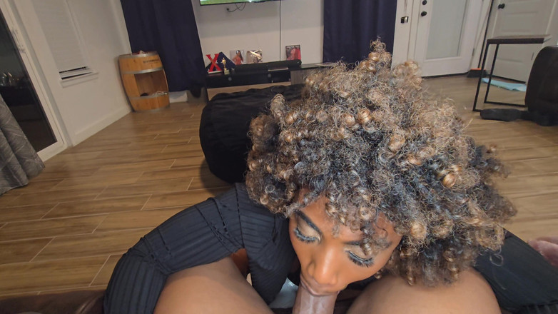 LyricsWay: Super bowl suck-off - Lyric Sky drena la bbc de Dreads...