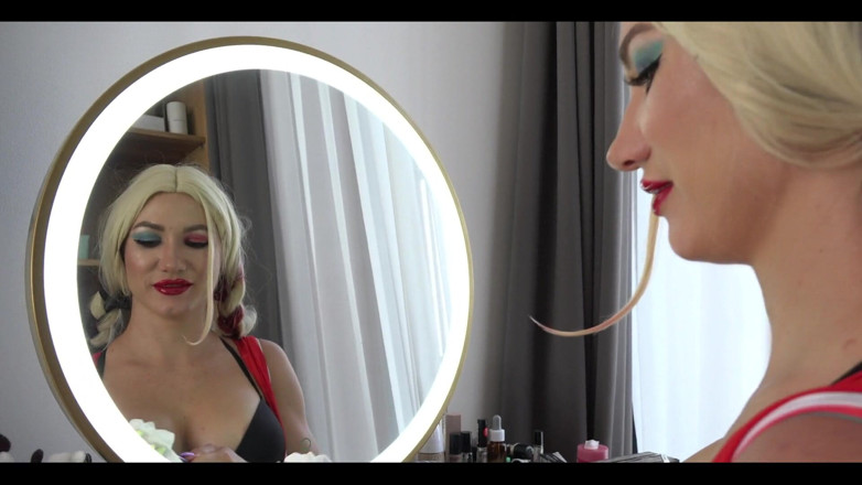 Angel The Dreamgirl: MAMĂ SEXY BLONDĂ