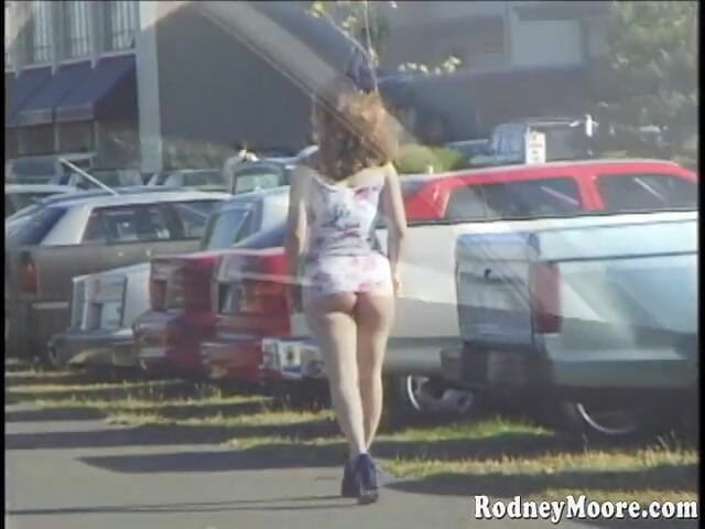 Horny Hairy Girls: Retro, furchterregendes behaartes, hübsches zierliches mädchen