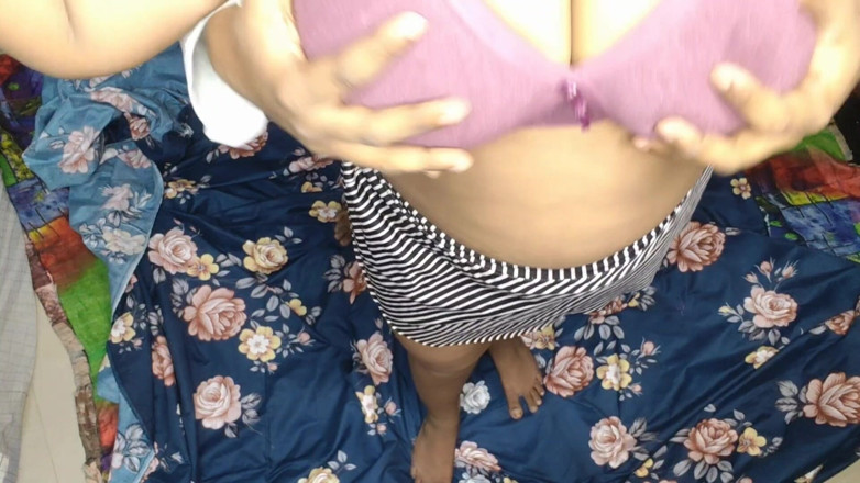 Angoori: Eu fodi a nora gujarati fazendo uma nova cama