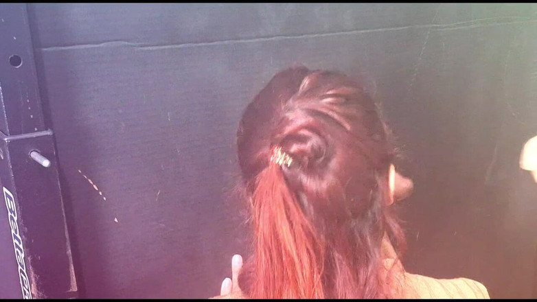 ksalnovinhos: Suami mengambil isteri buat kali pertama di gloryhole untuk menghisap...