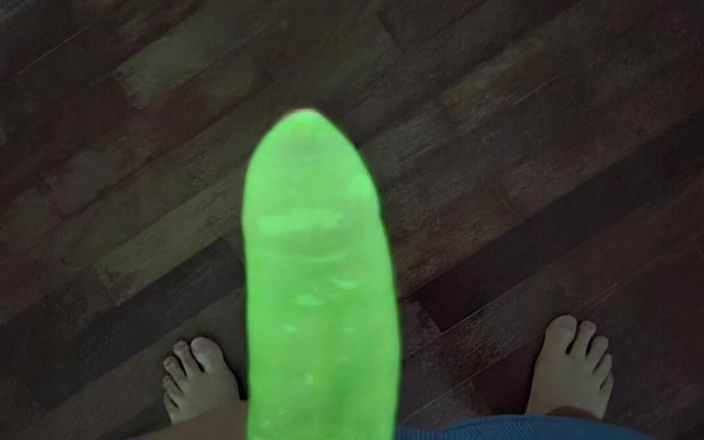 Lkdick8: Neon कंडोम