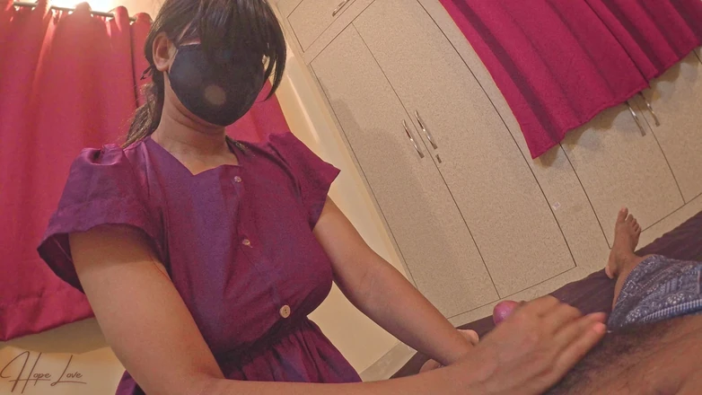 Hope Love: Hot Stepsister in Bed with Big-brother