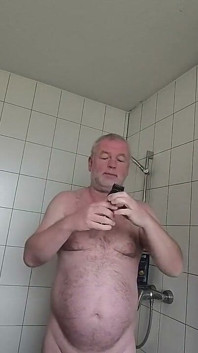 Nackter Nylonjunge Und Der Langhaarschneider