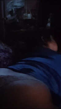 Ölige handjob-schwanzmassage von malaysischem amateur-paar teil 1
