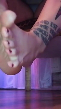 Clippa personalizzata Moisturize My Feet Footfetish