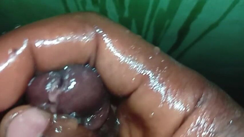 Badman4606: Confie em mim, querida, eu serei gentil com sua buceta...