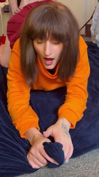 Velma Riceve Una Grande Sorpresa E Se Ne È Andata Con Un Creampie Gocciolante