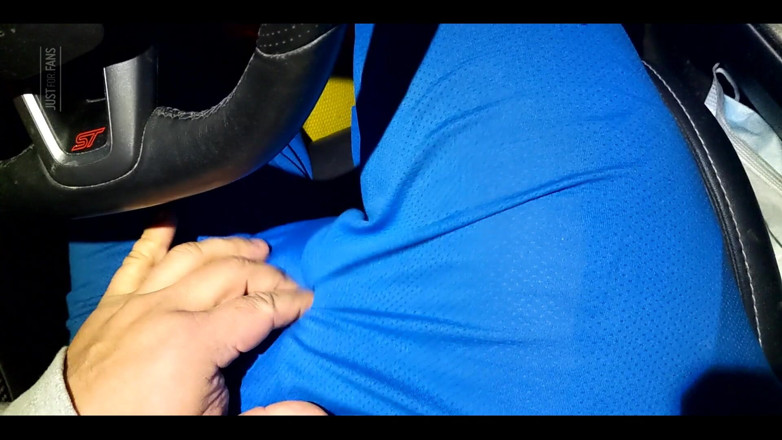 Bruiserwood: Brincando com ele como uma bolha no carro.