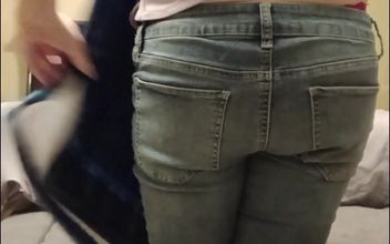 Jeans Slipping Down Exposing Pink Panties and Buttcrack