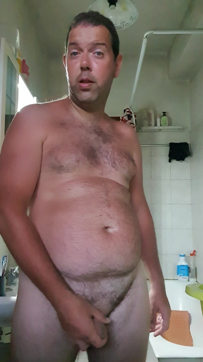 Mirko2589: Tutta nuda in bagno
