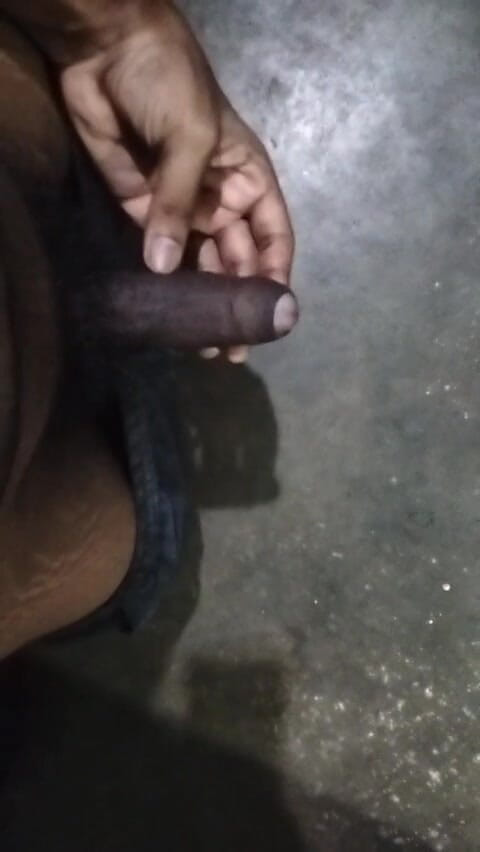 Desi Tits: Gadis india pertama kali ngocok