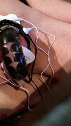 Chastity E-stimming