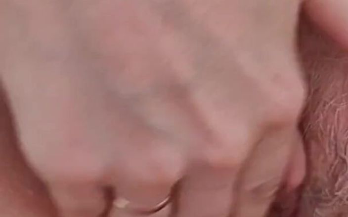 Meri-Mouse: Tato kočička má orgasmus z análního sexu