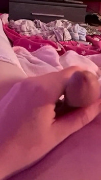 Chaussettes blanches, trou du trou en désordre, éjaculation