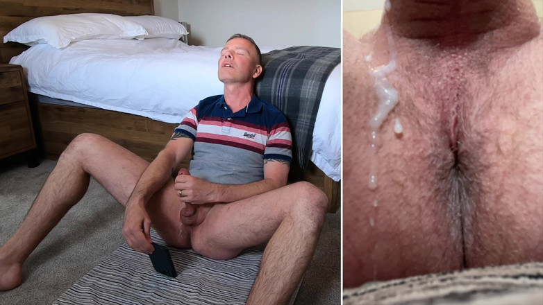 NakedFoxx: Lubang pantat bahenol cewek ini dicrot sperma sampai banjir - tampilan...