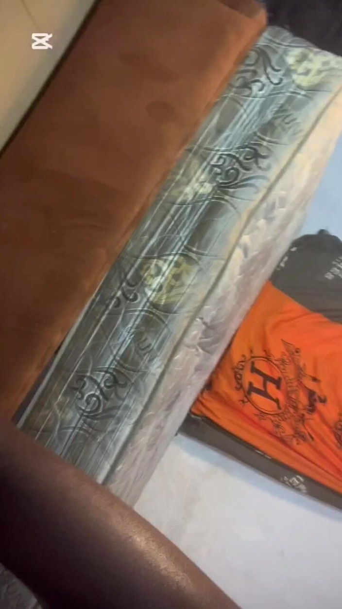 Big_brown: ビッグコック・トライク・マイ・ホール