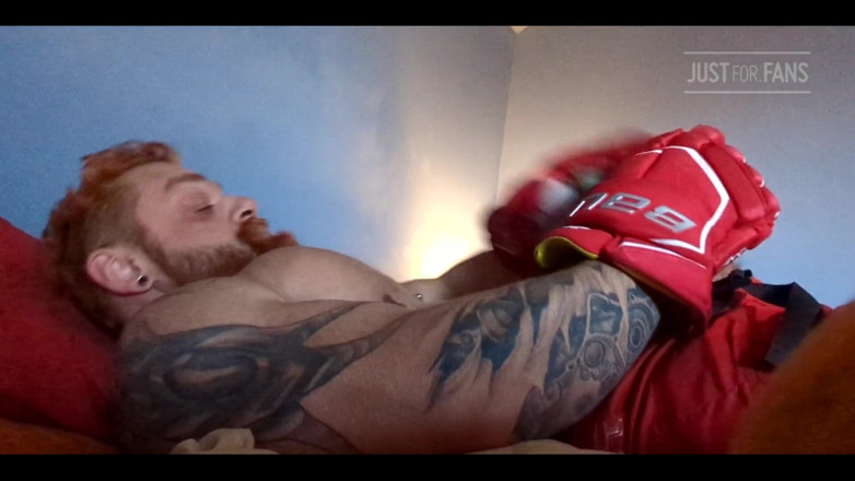 Bruiserwood: Woke up in Some Hockey Gear