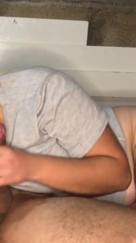 Blowjob dari adik tiri saya