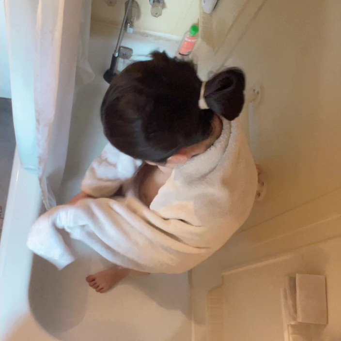 sweethanajapanese: POV Hana dalam Video POV Masa Mandi