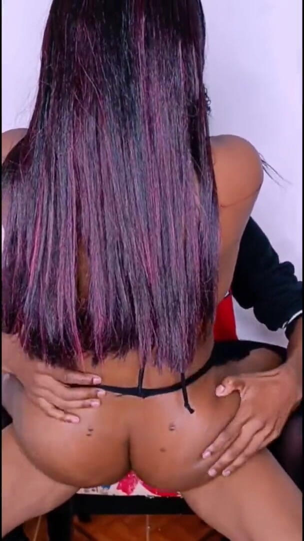 AndreaAndJean: 最高の膣が溢れている