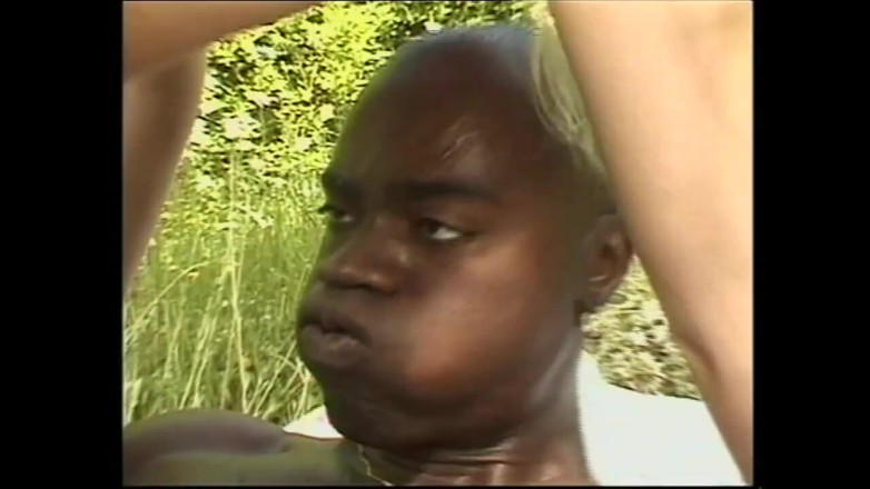 MMV films - The Original: Dos hermosas milfs folladas por una polla negra al aire...