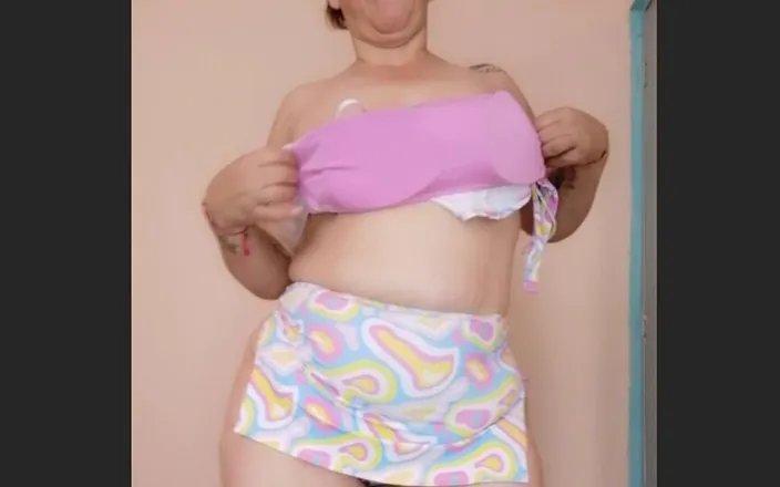 Culonaexquisita: Modeling Swimwear